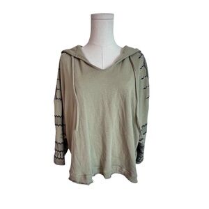 Easel Los Angeles Green Embroidered 3/4 Sleeve Raw Hem Oversized Crop Hoodie L